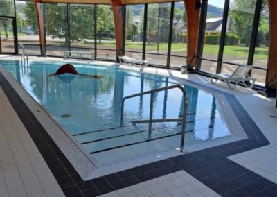 PISCINE COMMUNALE DE COUVIN